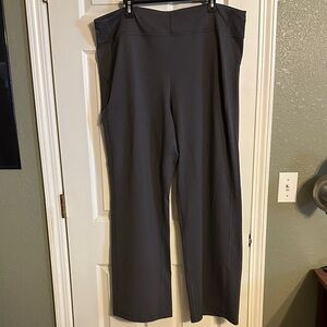 Duluth Trading Co Women’s NoGA Relaxed Boot Cut Charcoal Stretch Pants XXL x 31